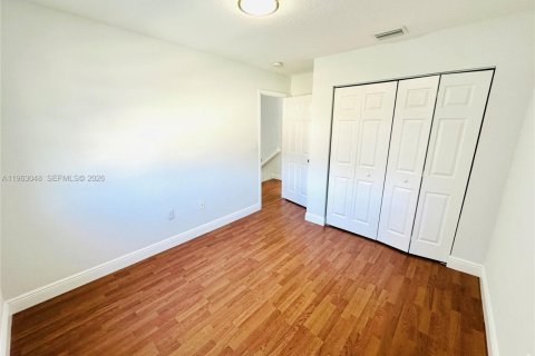 Снять в аренду виллу или дом в Майами, Флорида 3 спальни, 141.95м2, № 2026415 - фото 25