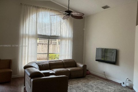 House in Cooper City, Florida 3 bedrooms, 133.04 sq.m. № 2066382