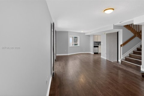 Купить кондоминиум в Майами, Флорида 1 спальня, 118.54м2, № 2090172 - фото 4