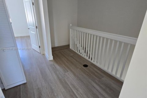 Touwnhouse à louer à Homestead, Floride: 3 chambres № 1990163 - photo 7