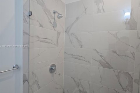 Touwnhouse à louer à Homestead, Floride: 3 chambres № 1990163 - photo 8