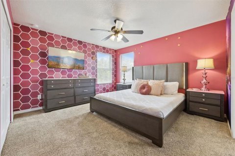 Casa en venta en Kissimmee, Florida, 5 dormitorios, 233.09 m2 № 2233805 - foto 13