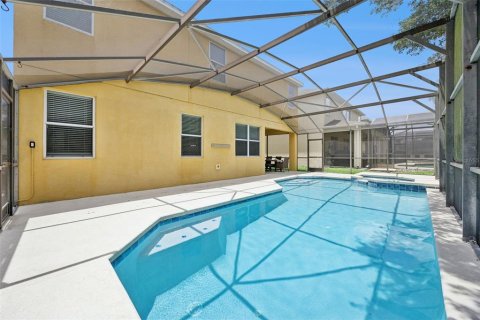 Casa en venta en Kissimmee, Florida, 5 dormitorios, 233.09 m2 № 2233805 - foto 24