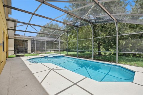 Casa en venta en Kissimmee, Florida, 5 dormitorios, 233.09 m2 № 2233805 - foto 25