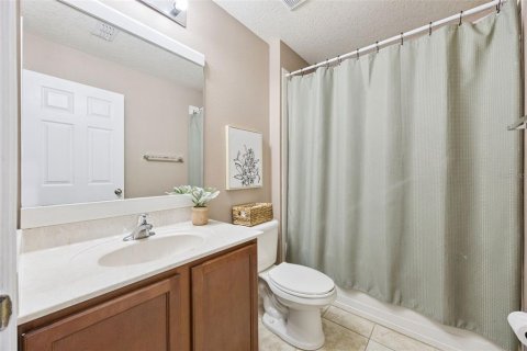 Casa en venta en Kissimmee, Florida, 5 dormitorios, 233.09 m2 № 2233805 - foto 18
