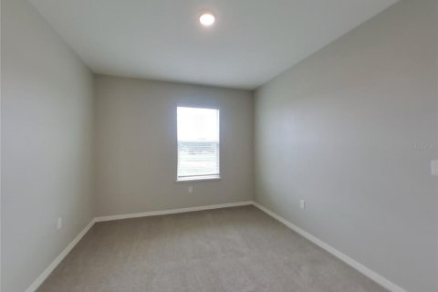 Casa en alquiler en Winter Haven, Florida, 3 dormitorios, 132.39 m2 № 1912899 - foto 11