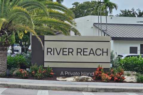 Condo in Fort Lauderdale, Florida, 2 bedrooms  № 2027401