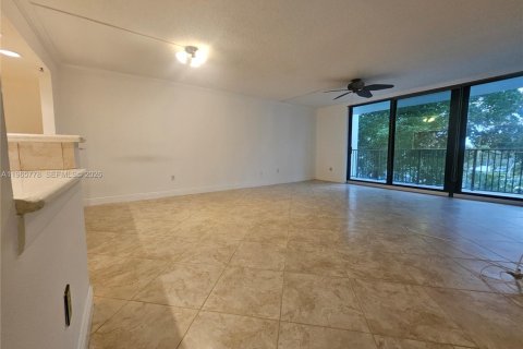 Condo in Fort Lauderdale, Florida, 2 bedrooms  № 2027401 - photo 15