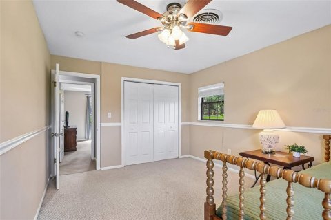 House in Eustis, Florida 6 bedrooms, 304.35 sq.m. № 2199849 - photo 30