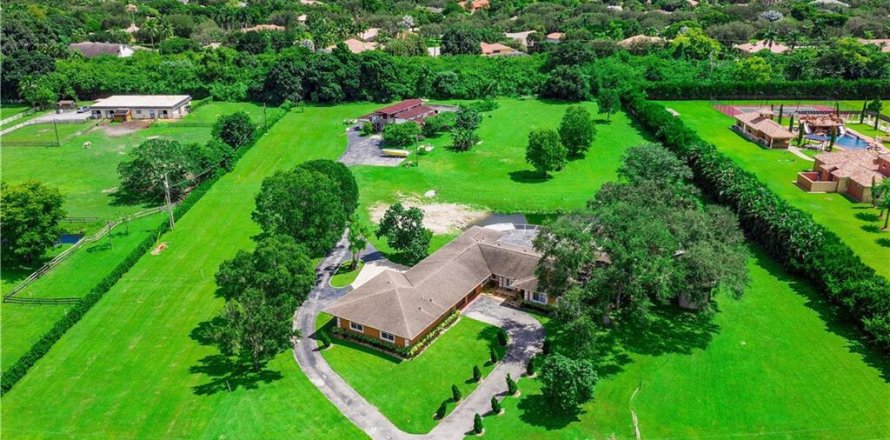 Casa en Parkland, Florida 4 dormitorios, 530.56 m2 № 976823