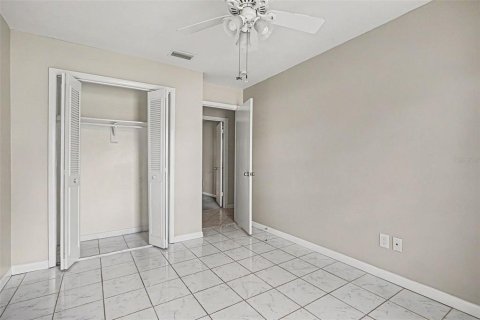 Casa en venta en Lakeland, Florida, 3 dormitorios, 151.06 m2 № 2111348 - foto 10