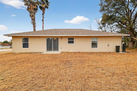 Villa ou maison à vendre à Ocala, Floride: 3 chambres, 122.63 m2 № 2141950 - photo 4