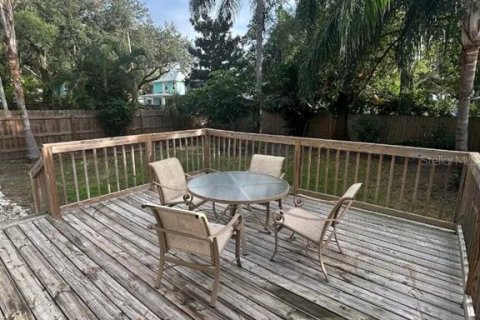 Casa en venta en Tampa, Florida, 4 dormitorios, 137.59 m2 № 1787937 - foto 13