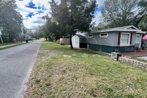 Casa en venta en Tampa, Florida, 4 dormitorios, 137.59 m2 № 1787937 - foto 15