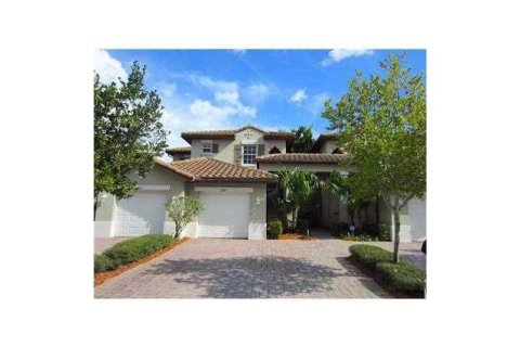 Copropriété à louer à Pompano Beach, Floride: 3 chambres, 141.58 m2 № 1221547 - photo 1