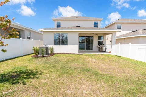 House in Minneola, Florida 4 bedrooms, 194.44 sq.m. № 2225378 - photo 30