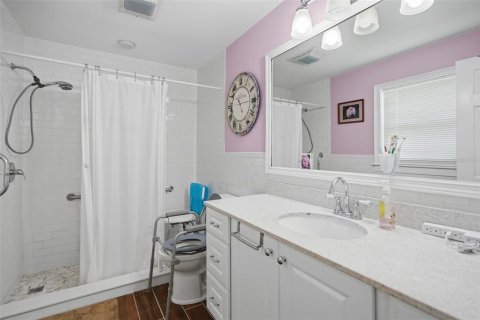 House in Brooksville, Florida 3 bedrooms, 182.18 sq.m. № 2224445 - photo 13