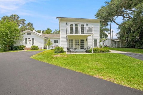 House in Brooksville, Florida 3 bedrooms, 182.18 sq.m. № 2224445 - photo 3