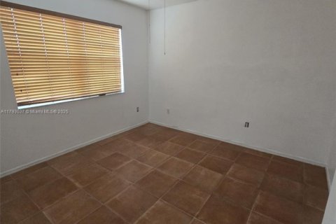 Copropriété à vendre à Doral, Floride: 2 chambres, 121.52 m2 № 1742456 - photo 5