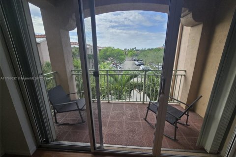 Copropriété à vendre à Doral, Floride: 2 chambres, 121.52 m2 № 1742456 - photo 14