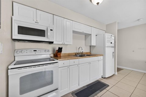 Купить кондоминиум в Клируотер, Флорида 3 комнаты, 45.52м2, № 2213371 - фото 5