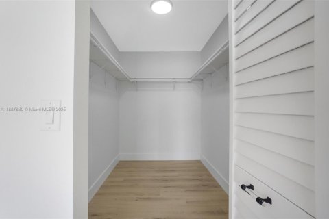 Villa ou maison à vendre à Boca Raton, Floride: 4 chambres, 179.02 m2 № 1942330 - photo 18