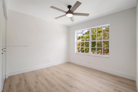 Villa ou maison à vendre à Boca Raton, Floride: 4 chambres, 179.02 m2 № 1942330 - photo 12