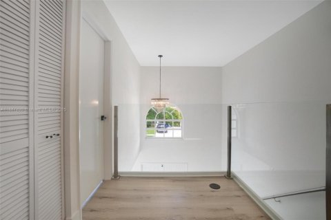 Villa ou maison à vendre à Boca Raton, Floride: 4 chambres, 179.02 m2 № 1942330 - photo 24