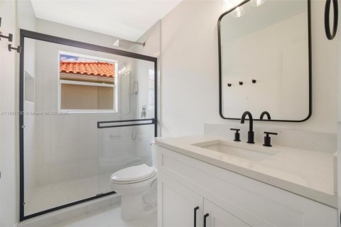 Villa ou maison à vendre à Boca Raton, Floride: 4 chambres, 179.02 m2 № 1942330 - photo 15