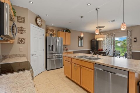 Villa ou maison à vendre à Punta Gorda, Floride: 4 chambres, 171.5 m2 № 2157001 - photo 15