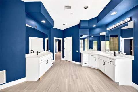 Villa ou maison à vendre à Fort Myers, Floride: 3 chambres, 307.79 m2 № 2229425 - photo 27