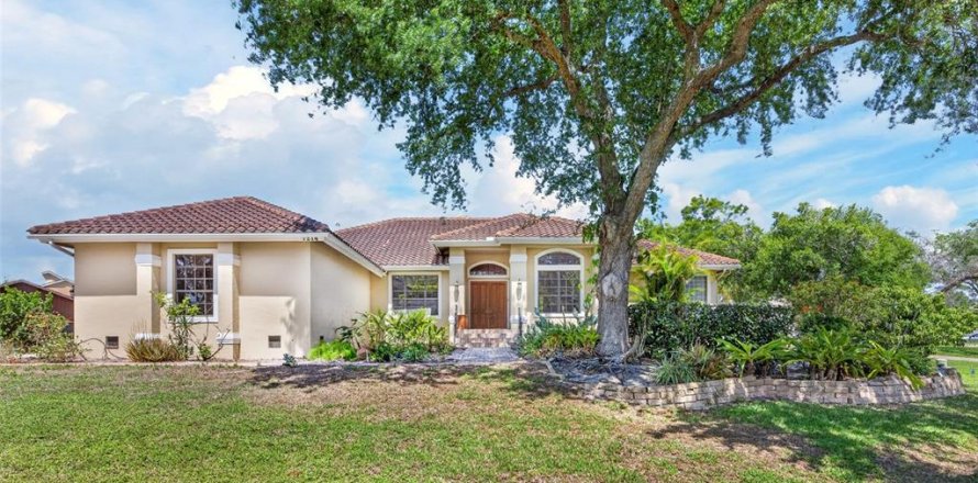Villa ou maison à Fort Myers, Floride 3 chambres, 307.79 m2 № 2229425