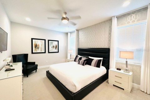 Casa en venta en Kissimmee, Florida, 5 dormitorios, 239.13 m2 № 1547909 - foto 8