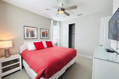 Casa en venta en Kissimmee, Florida, 5 dormitorios, 239.13 m2 № 1547909 - foto 13