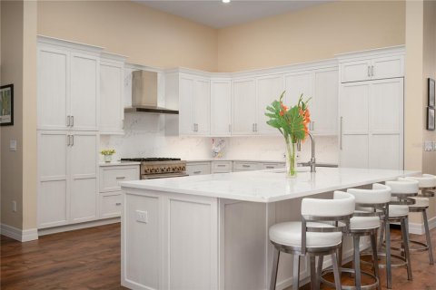 House in Cape Coral, Florida 3 bedrooms, 214.79 sq.m. № 1679530 - photo 12