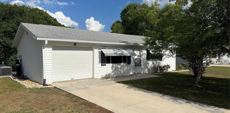 Villa ou maison à Ocala, Floride 2 chambres, 71.35 m2 № 1879176