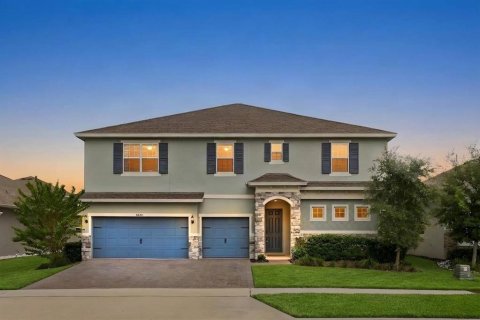 House in Clermont, Florida 5 bedrooms, 398.64 sq.m. № 2364827