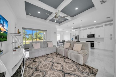 Villa ou maison à vendre à Lehigh Acres, Floride: 3 chambres, 158.21 m2 № 2434600 - photo 4