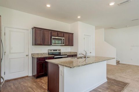 Villa ou maison à vendre à Zephyrhills, Floride: 3 chambres, 169.64 m2 № 1835063 - photo 11