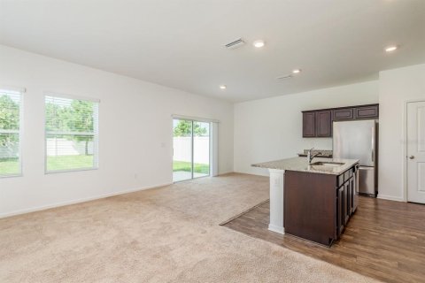 Villa ou maison à vendre à Zephyrhills, Floride: 3 chambres, 169.64 m2 № 1835063 - photo 9