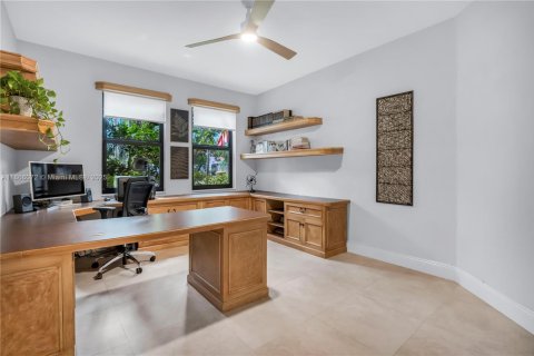 Casa en venta en Pembroke Pines, Florida, 5 dormitorios, 364.83 m2 № 1922938 - foto 27