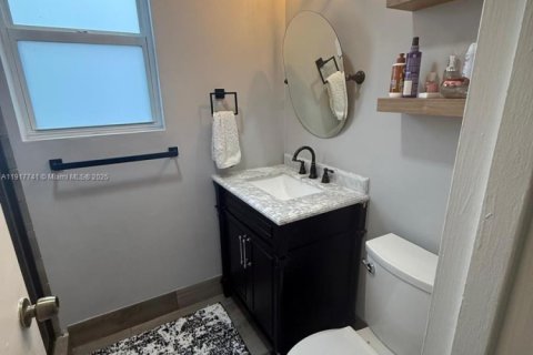 Townhouse in Tamarac, Florida 3 bedrooms, 114.27 sq.m. № 1972336 - photo 27