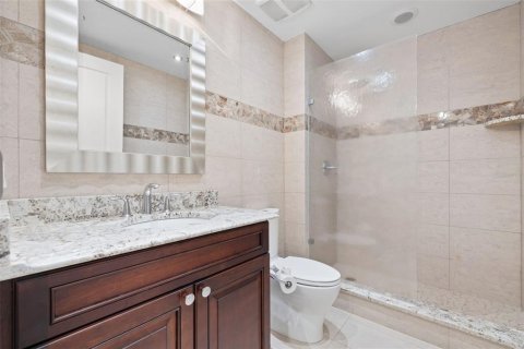 Adosado en alquiler en Saint Petersburg, Florida, 2 dormitorios, 132.01 m2 № 1688170 - foto 17
