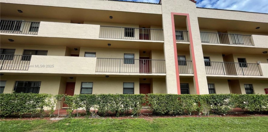 Condo à Miramar, Floride, 2 chambres № 1889760