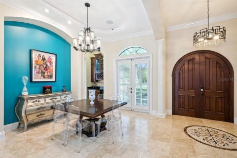 House in Winter Park, Florida 5 bedrooms, 281.31 sq.m. № 2112233 - photo 8