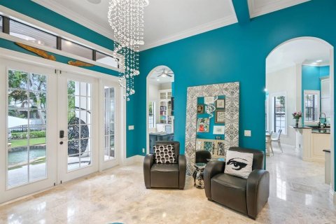 House in Winter Park, Florida 5 bedrooms, 281.31 sq.m. № 2112233 - photo 13