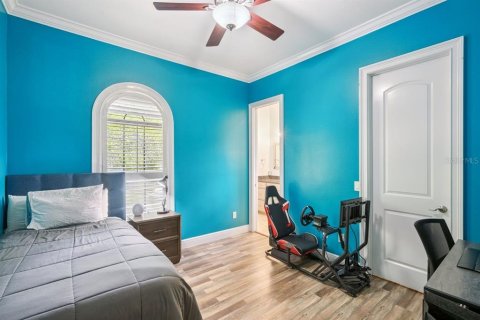 House in Winter Park, Florida 5 bedrooms, 281.31 sq.m. № 2112233 - photo 30