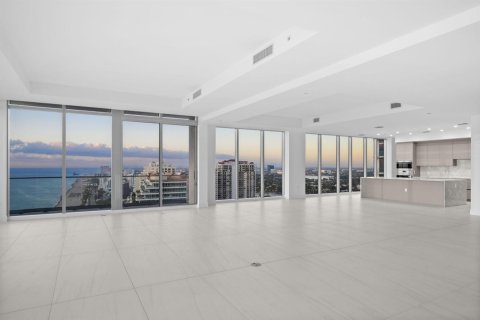 Condo in Fort Lauderdale, Florida, 3 bedrooms № 2078188 - photo 7