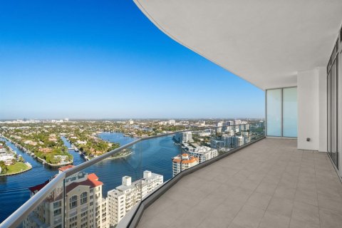 Condo in Fort Lauderdale, Florida, 3 bedrooms № 2078188 - photo 23