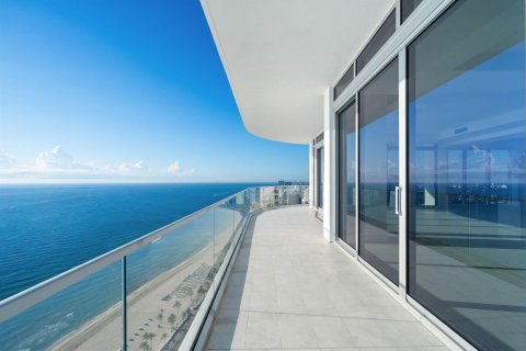 Condo in Fort Lauderdale, Florida, 3 bedrooms № 2078188 - photo 28